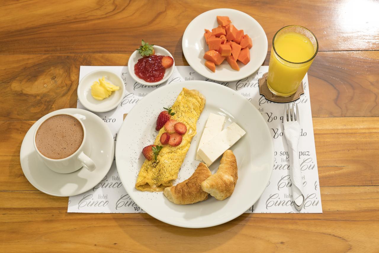 Hotel Cinco Montería Zewnętrze zdjęcie
